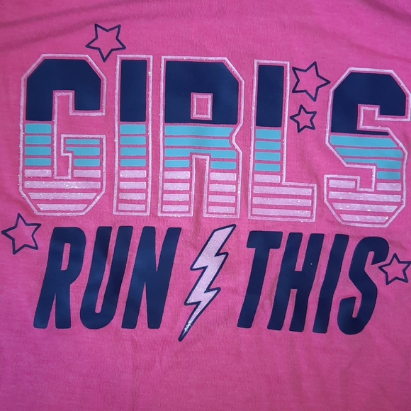 NWOT Oshkosh girls running 🏃‍♀️ top 👕 - Picture 2 of 4
